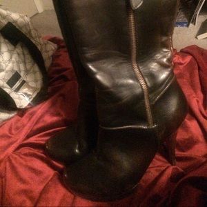 Guess Size 8 Dark Brown distressed high heel boots